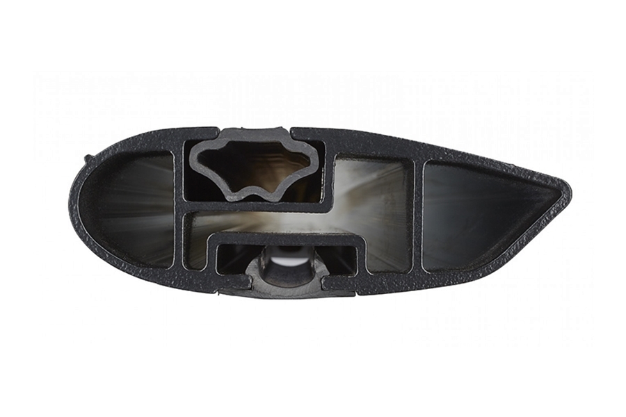 Yakima 50in JetStream  Crossbars, Small - Black
