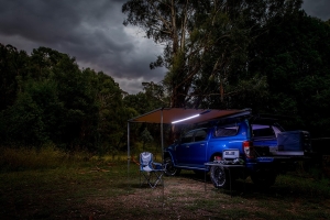 ARB Awning Kit w/ LED Light Strip - 6.5ft x 8.2ft 