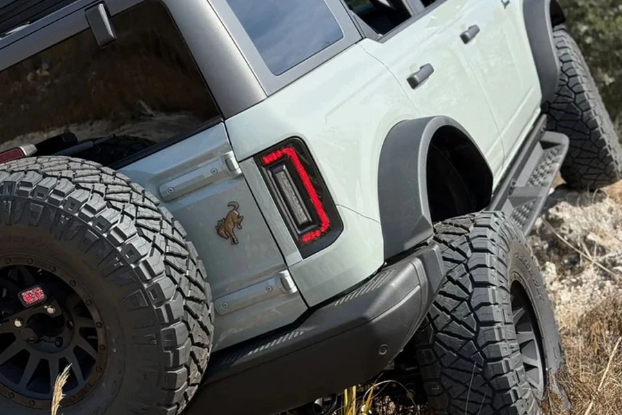 Oracle V2 Flush Mount LED Tail Lights w/ Standard Red Lens - Factory Halogen Tail Lights - Bronco 2021+