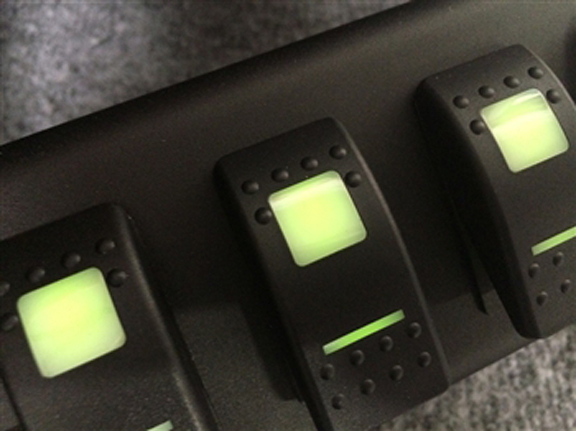 SPOD 6 SWITCH SYSTEM WITH DOUBLE LED LIGHT CONTURA ROCKER SWITCHES & SOURCE SYSTEM Red - JK