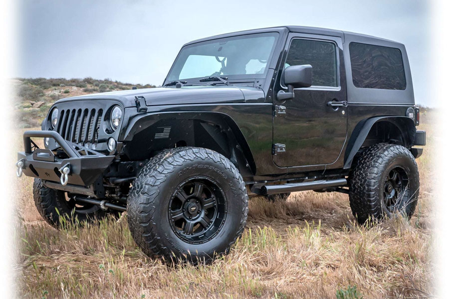 Turn Offroad Squareback 2‑Piece Hard Top, White Gel Coat w/ Insulated Black Foam Headliner - JK 2DR