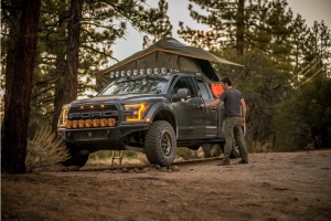 Roam Vagabond Rooftop Tent w/Annex - Forest Green/Hyper Orange