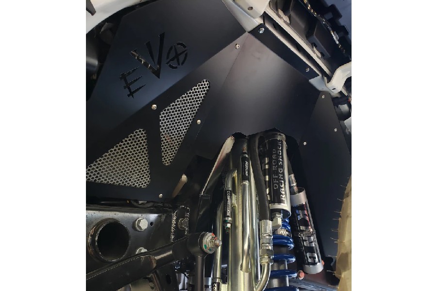 EVO Manufacturing Front Vented Aluminum Inner Fenders - Fits Coil Spring Suspensions - JL/JT Diesel/392