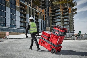Milwaukee Tool Packout Rolling Tool Chest