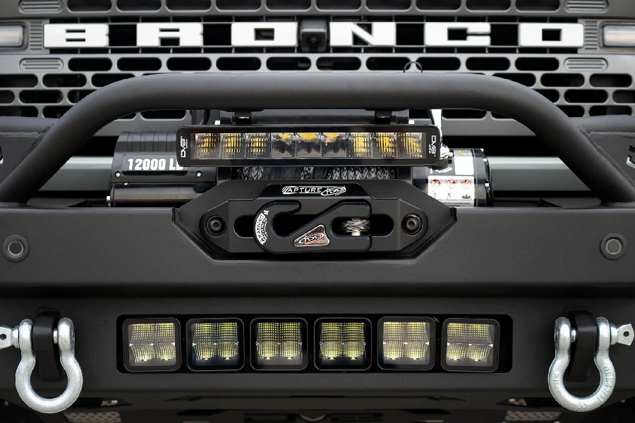 DV8 Offroad FS-15 Series Winch Front Bumper - Bronco 2021+