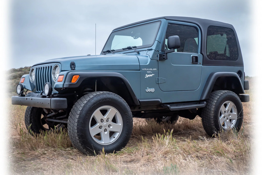 Turn Offroad Squareback Hardtop, White Gel Coat - 1 Piece  - TJ