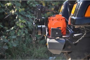 Cascadia 4x4 Flipster Lite License Plate and Light Mount 