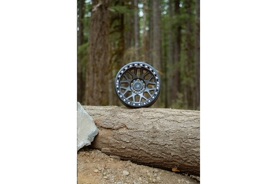 Baja Built Lite Brite OUTLAW Cast Beadlock Wheel, 17x9 5x5 -38mm - Satin Graphite - JT/JL/JK