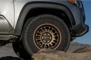 Method Race Wheels MR318 Standard Series Wheel, 17x8.5 6x5.5 - Bronze - Bronco 2021+