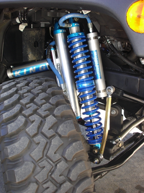 EVO Manufacturing Double Throwdown Coilover Bypass System Dana 44 - JK