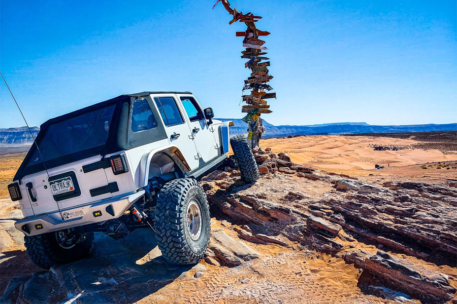 Next Venture Motorsports Aluminum High Line Rear Fender Flares Pair w/ Corner Armor - Bare - JK 2DR