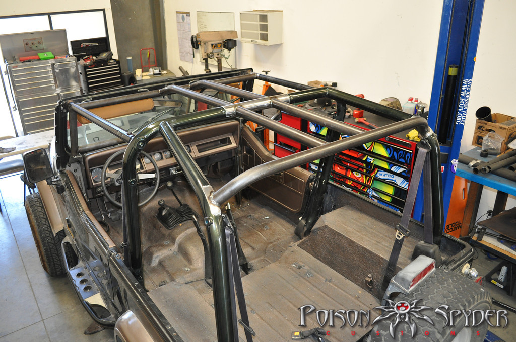 Poison Spyder Rear Spreader Bar Kit - YJ