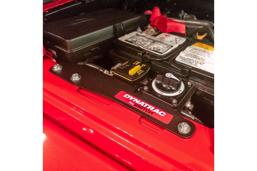 Dynatrac ProSwitch Battery Disconnect Switch and Auxiliary Panel - JT/JL 3.6L or 2.0L