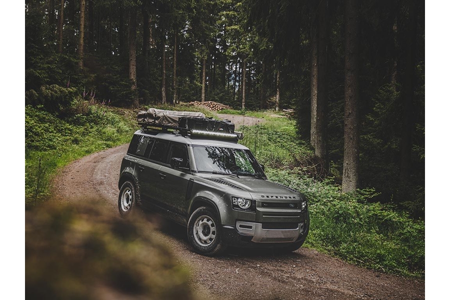 Front Runner Outfitters Slimeline II Roof Rack Kit - Land Rover Defender 2020+