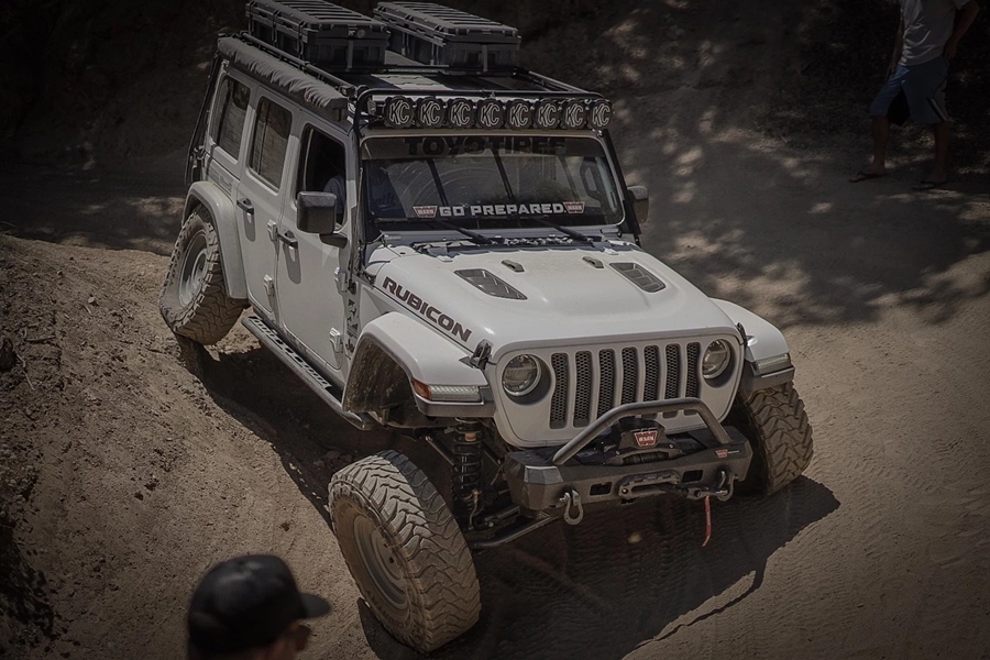 Roam Rugged Case - Black, 52L