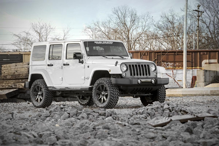 Rough Country 2.5in Suspension Lift Kit - No Shocks - JK 4DR