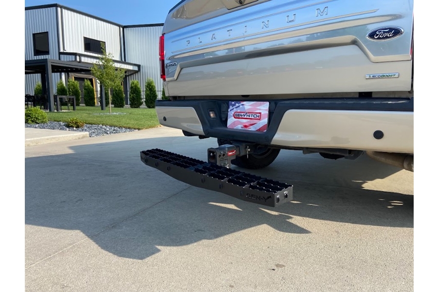 GEN-Y Hitch Phantom Heavy-Duty Serrated XL Step