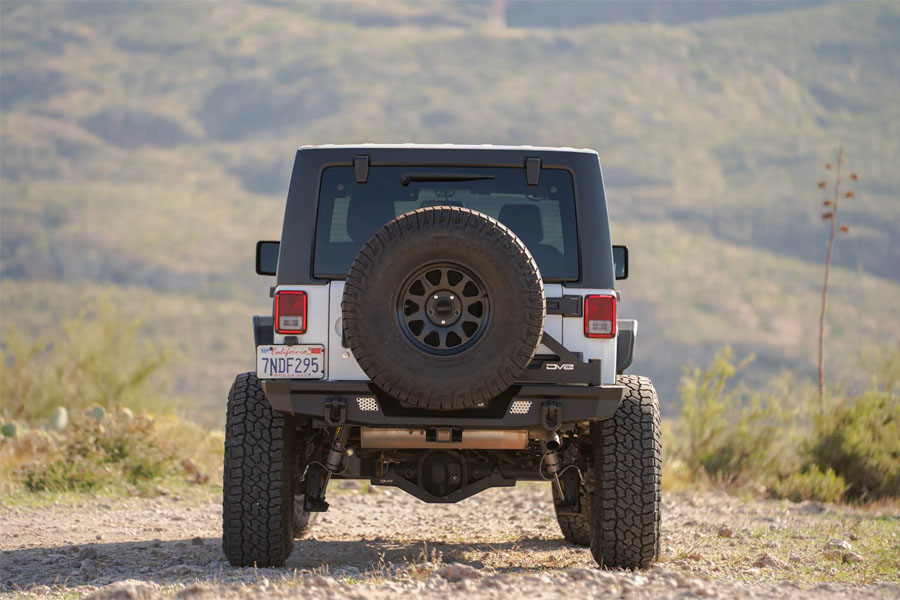 DV8 Offroad Dana 44 Rear Differential Skid Plate - Black - JK