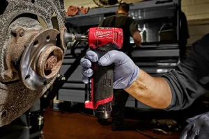 Milwaukee Tool M12 FUEL 1/4in Right Angle Die Grinder