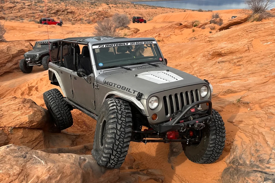 Motobilt Hood Vent Kit - Bare - JK