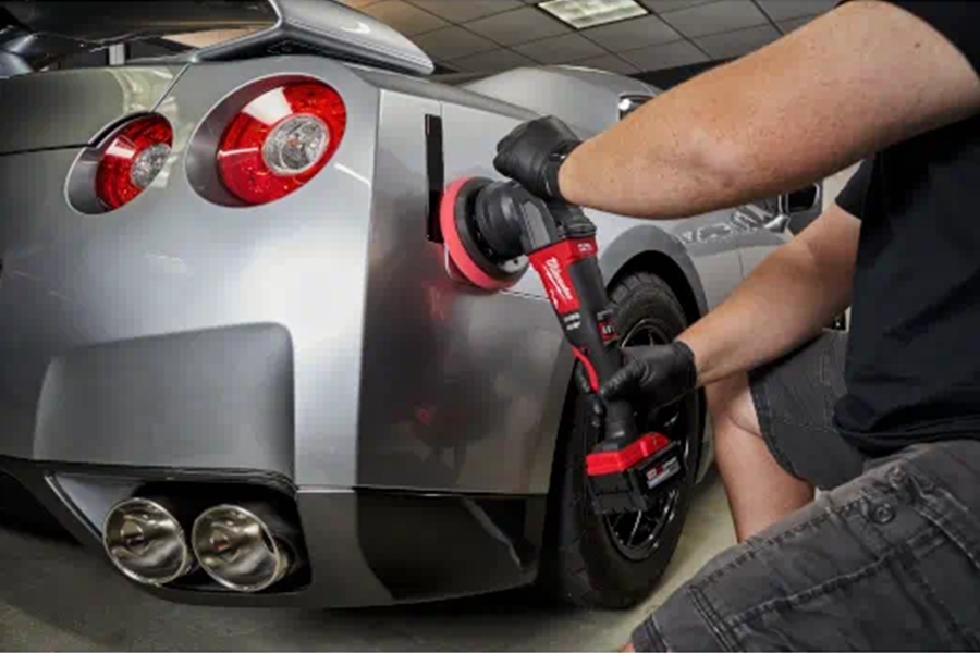 Milwaukee Tool M18 FUEL 21mm Random Orbital Polisher Kit