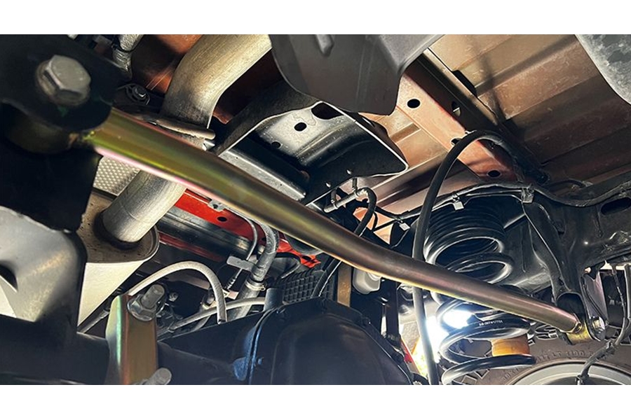 MetalCloak Durotrak Track Bar - Rear - JT