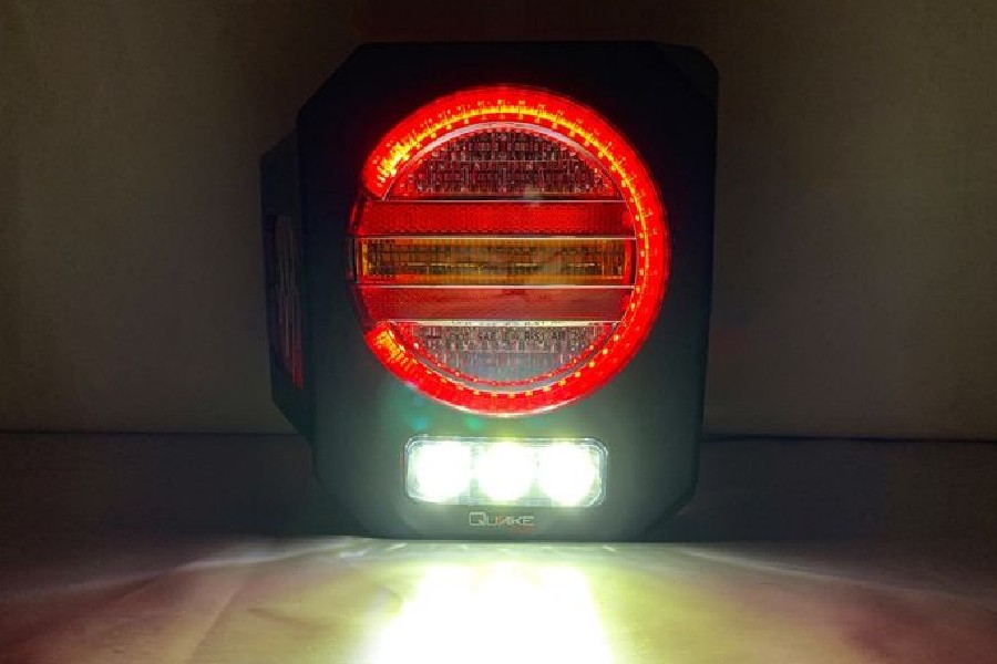 Quake LED Tech Tail Lights - JL 