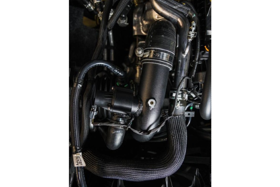 Mishimoto Performance Intercooler Pipe & Boot Kit, Polished Aluminum - Bronco 2021+