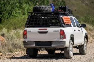 Front Runner Outfitters Pro Bed Recovery Bracket