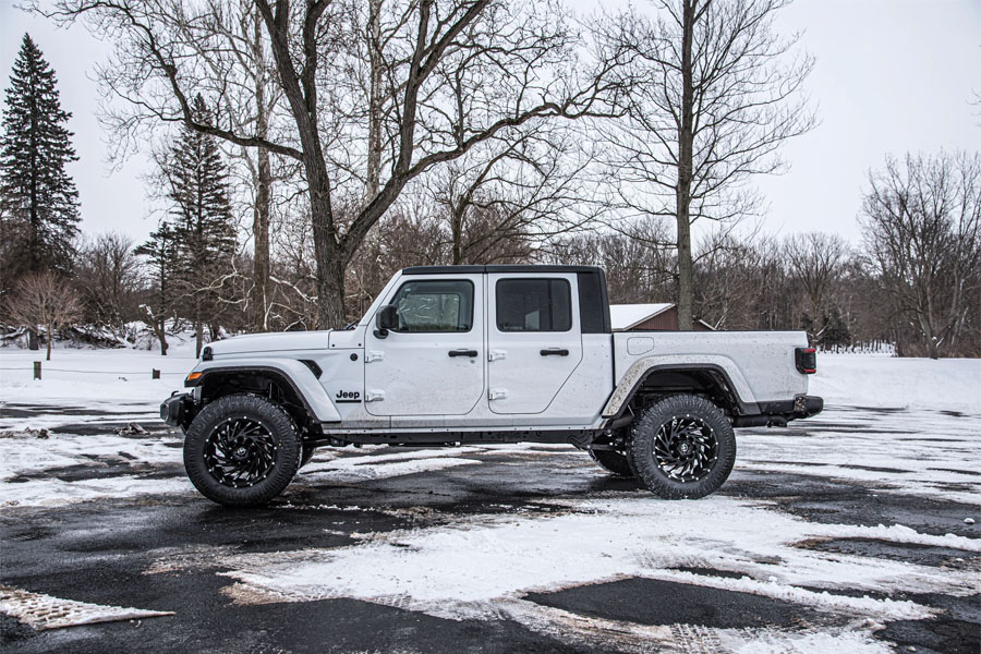 JKS J-Venture 3in Lift Kit w/ Fox 2.5 IFP Performance Series Shocks - JT