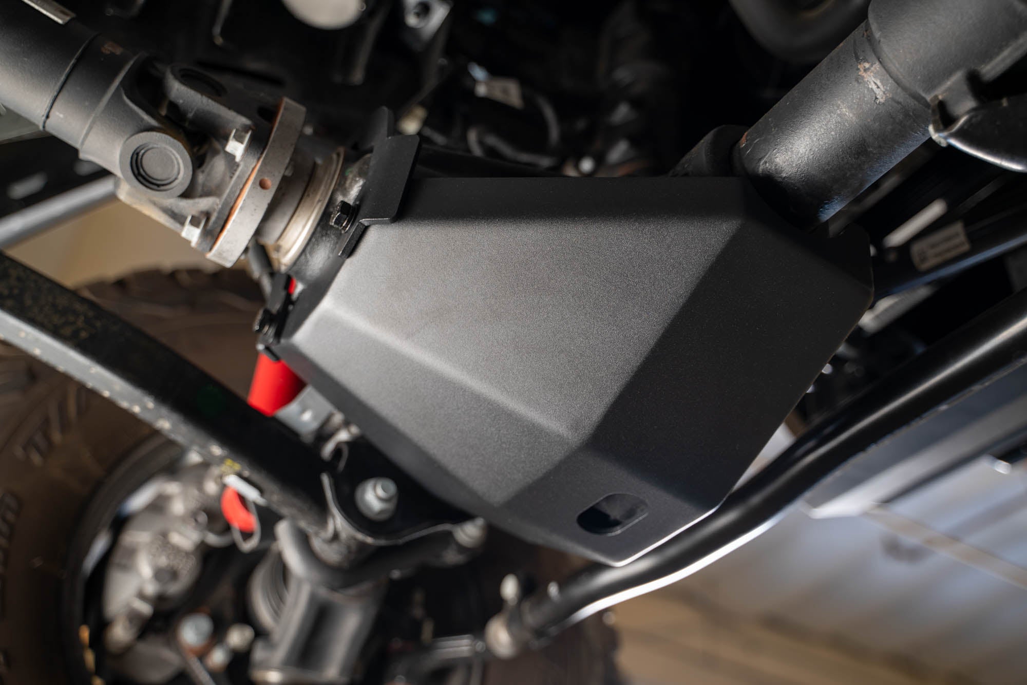 DV8 Offroad Front Differential Dana 44 Skid Plate - JL/JT 20-24