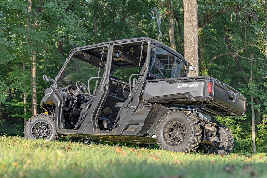 Rough Country Bluetooth 10-Speaker Soundbar   