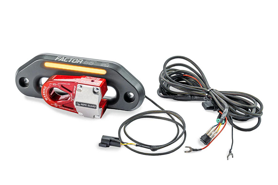 Factor 55 Lighted Hawse Fairlead