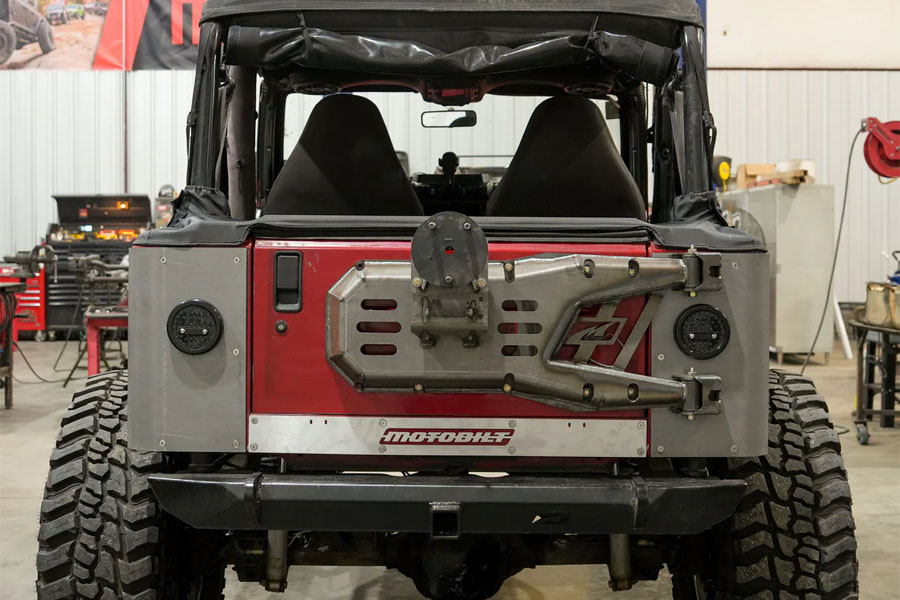 Motobilt Body Mount Tire Carrier - 5 x 4.5in - LJ/TJ/YJ