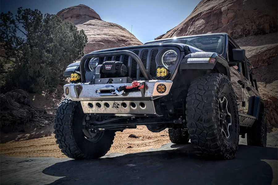 Next Venture Motorsports 8274 Aluminum Adventure Series Front Bumper & Lower Skid Plate w/ 11in Stinger - Bare - JL/JT