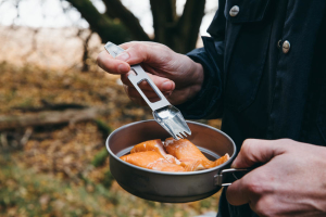 Full Windsor The Muncher Multi-Tool Utensil - Titanium