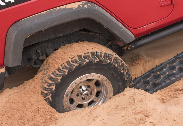 ARB Tred Pro Recovery Boards, Pair - Red