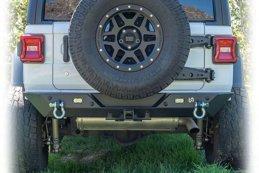 Turn Offroad Rear Bumper w/ LED Pod Lights & Hitch Receiver - JL