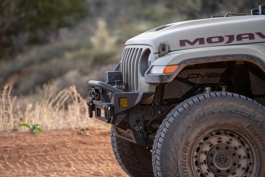 DV8 FS-7 Mid-Width Winch Front Bumper - JT/JL/JK