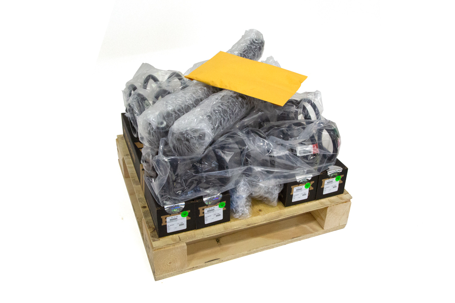 Mopar 2in Lift Kit with Fox Shocks  - JL 4Dr