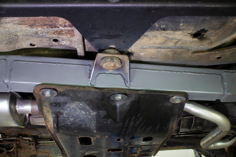 Rust Buster Center Frame Skid Plate Mount, Left - YJ
