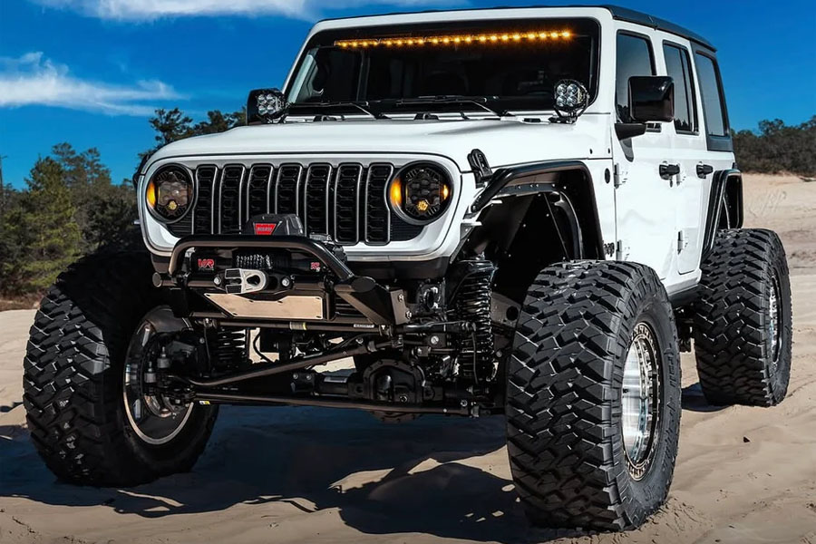 EVO Manufacturing 4.5in Enforcer Stage 4 Lift Kit w/ King 2.0 Shocks - JL 3.6L/2.0L
