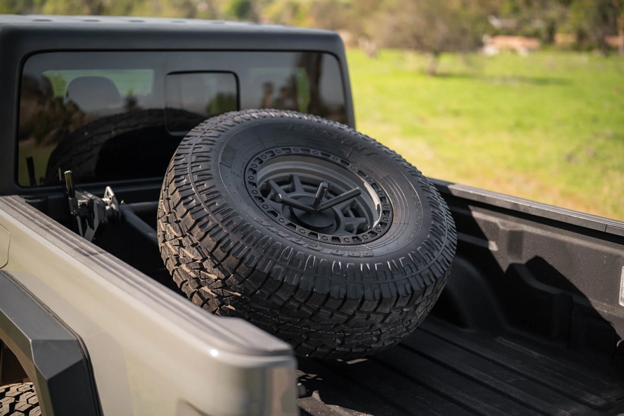 DV8 Offroad Adjustable In-Bed Tire Carrier - JT 