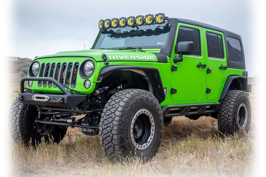 Turn Offroad Squareback 2‑Piece Hard Top, White Gel Coat w/ Insulated Black Foam Headliner - JK 4DR