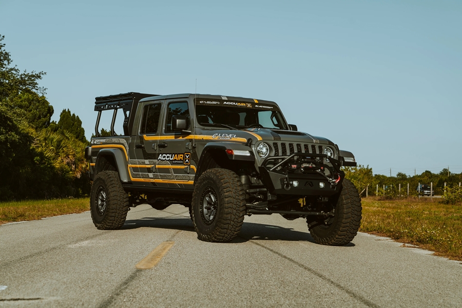 AccuAir Suspension 4in Dynamic Lift Kit - JT Mojave