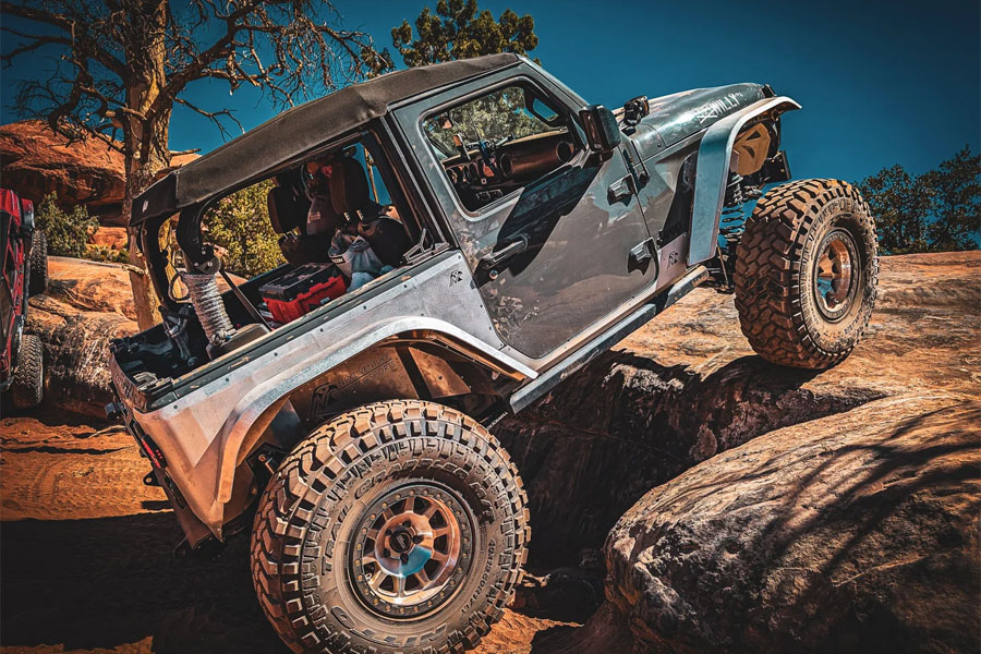 Next Venture Motorsports 6in Stretch Armor Kit - Bare - JL 2DR