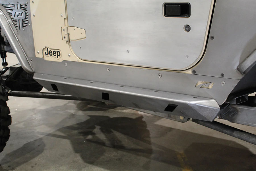 Motobilt Crusher Rocker Guards w/ Boat Side Steps - TJ