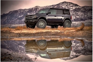 ReadyLift Suspension 2in Front / 2.5in Rear SST Lift Kit for High Payload Conditions - Bronco 2021+