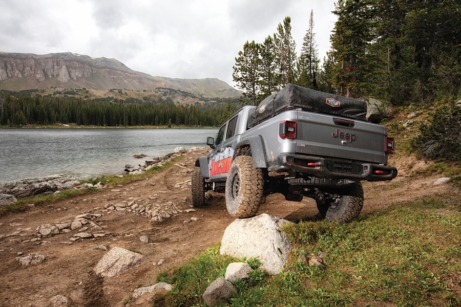 DynoMax Quietcrawler Exhaust System - JT