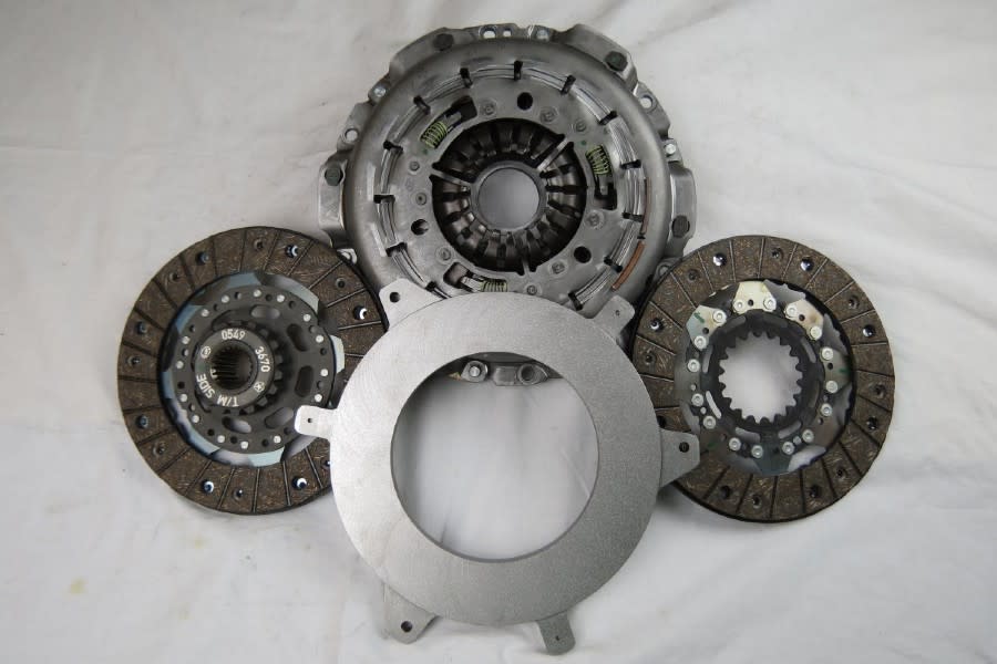 XTD Stage 2 Kevlar Clutch Kit For 1991-1998 Toyota Celica & MR2 2.2L – Push Type, Full Face Sprung